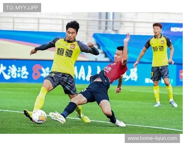 智能草皮技术：实时监测球员跑动数据防伤病